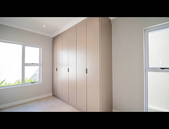 2 BEDROOM TOWNHOUSE FOR SALE IN BROADACRES
